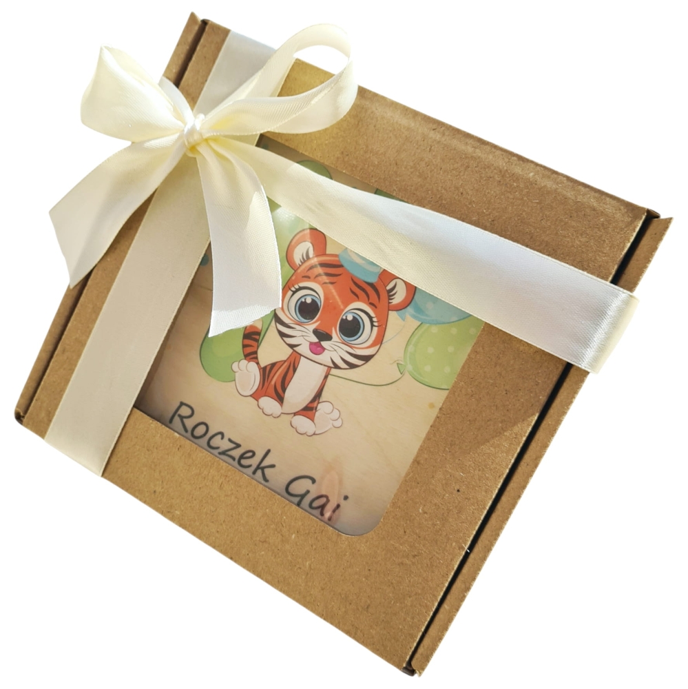 Zapakuj na Prezent pudełko ze zdjęciem na roczek pierwsze urodziny.jpg